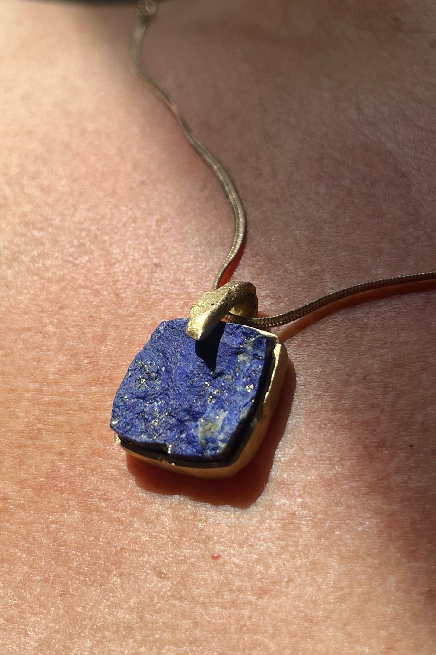 LAPISLAZULI COLLAR 001.